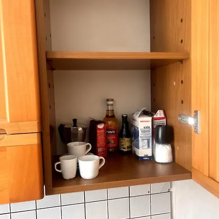 Lägenhet Venezia, 100 Mt To Station, Free Parking, Shuttle Airport, Train Station, Wi Fi, Via Pasubio 1 Mestre