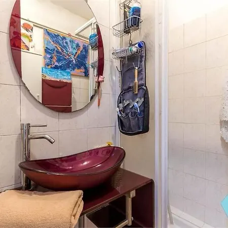 Via Pasubio, 100 Mt To Station, Park, Wi Fi, Apartment