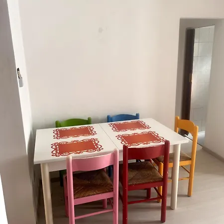 Via Pasubio, 100 Mt To Station, Park, Wi Fi, Apartment *